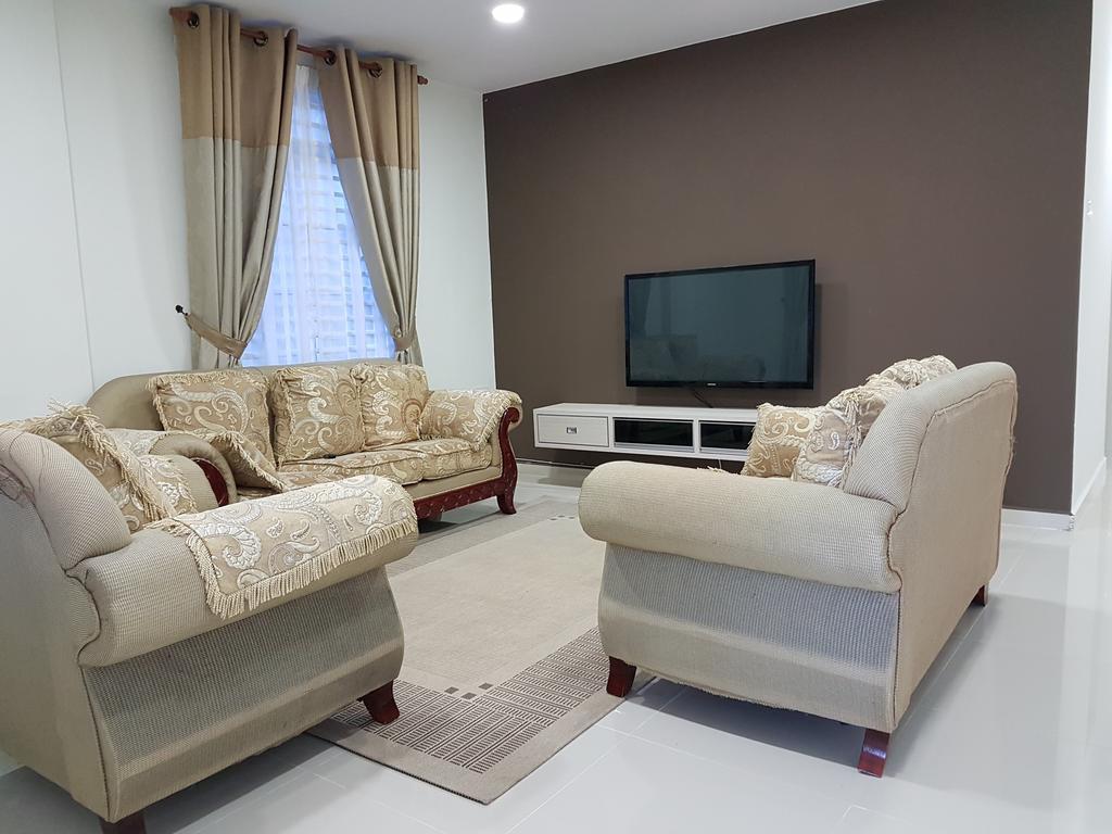 Ummi Guesthouse Дунгун Екстериор снимка