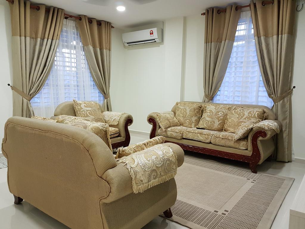 Ummi Guesthouse Дунгун Екстериор снимка
